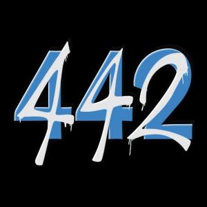 442